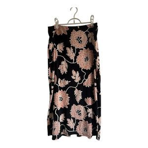 NYCC Black Maxi Skirt with Pink Floral Detail | Stretchy | Size Large